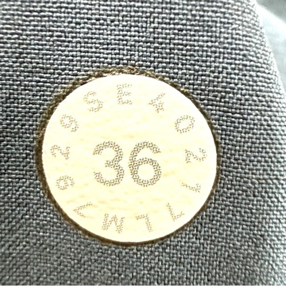 Lululemon Athletica Men's Navy Shorts - Picture 4 of 9